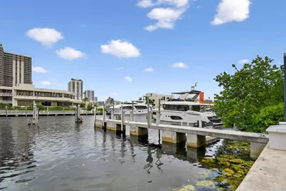 19925 NE 39th Pl Boat Slip #17, Aventura, FL 33180 - Photo 2