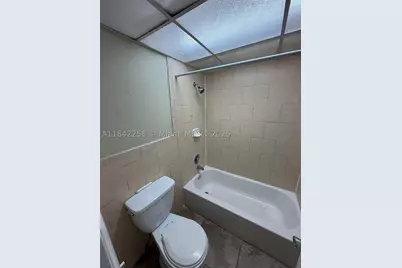 6930 Miami Gardens #1-217A, Hialeah, FL 33015 - Photo 10