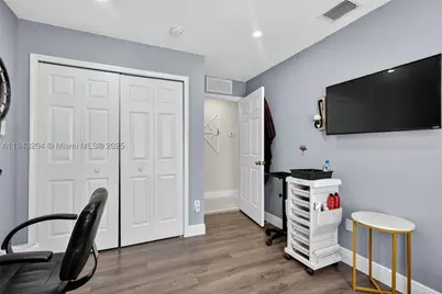 7291 NW 173rd #100, Hialeah, FL 33015 - Photo 14