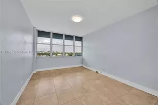 7441 Wayne, Miami Beach, FL 33141 - Photo 8