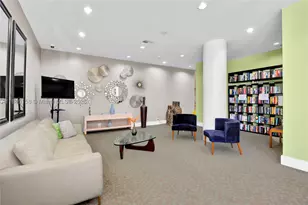 7441 Wayne, Miami Beach, FL 33141 - Photo 20