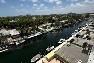 2020 NE 135th, North Miami, FL 33181 - Photo 2