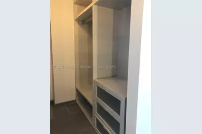 88 SW 7th #2603, Miami, FL 33130 - Photo 10