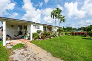 1921 SW 112th, Davie, FL 33325 - Photo 14