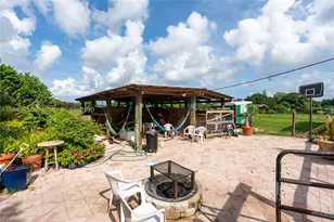 1921 SW 112th, Davie, FL 33325 - Photo 6