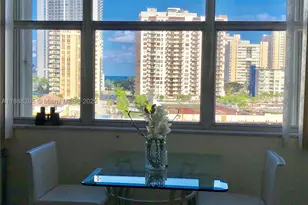 100 Golden Isles, Hallandale Beach, FL 33009 - Photo 24