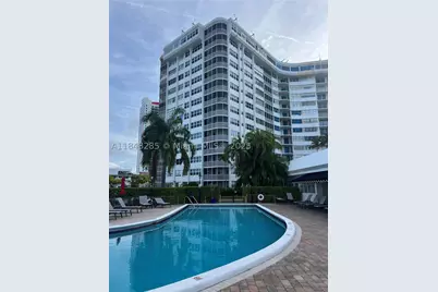 100 Golden Isles #706, Hallandale Beach, FL 33009 - Photo 2