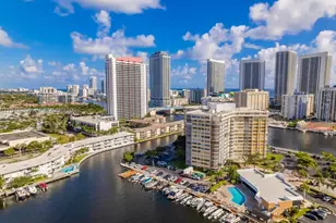 100 Golden Isles, Hallandale Beach, FL 33009 - Photo 28