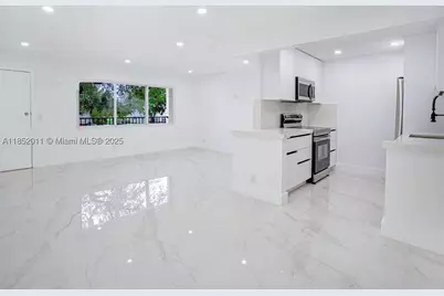13250 SW 7th #204L, Pembroke Pines, FL 33027 - Photo 12