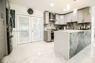 5601 SW 38th, Davie, FL 33314 - Photo 2