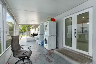 9311 SW 37th, Miami, FL 33165 - Photo 28
