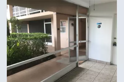 501 Blue Heron #110-A, Hallandale Beach, FL 33009 - Photo 6