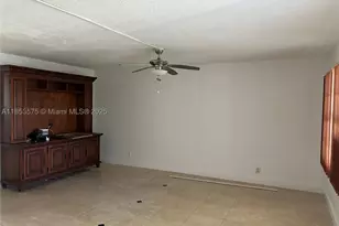 501 Blue Heron, Hallandale Beach, FL 33009 - Photo 8