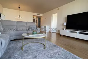 [Address not provided], Hallandale Beach, FL 33009 - Photo 2