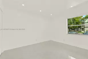 8320 Sands Point, Tamarac, FL 33321 - Photo 10