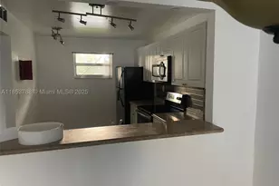 1075 Riverside, Coral Springs, FL 33071 - Photo 4