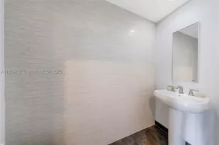 901 Brickell Key, Miami, FL 33131 - Photo 10