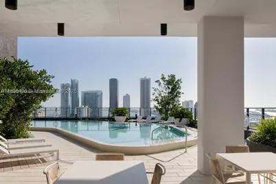 23 NE 17th #D1, Miami, FL 33132 - Photo 2