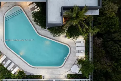23 NE 17th #B4, Miami, FL 33132 - Photo 8