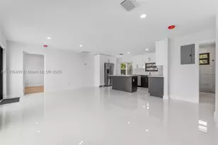 949 SE 5th, Deerfield Beach, FL 33441 - Photo 8
