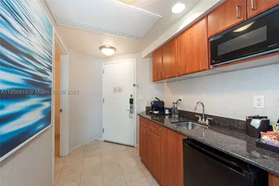 18001 Collins #1214- 1215, Sunny Isles Beach, FL 33160 - Photo 22