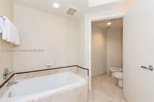 18001 Collins, Sunny Isles Beach, FL 33160 - Photo 14