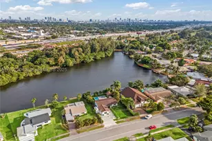 209 N 31st, Hollywood, FL 33021 - Photo 6