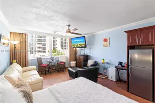 19201 Collins, Sunny Isles Beach, FL 33160 - Photo 6