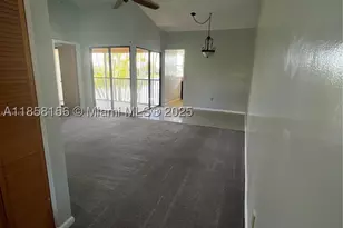 889 Hamilton, Homestead, FL 33034 - Photo 12