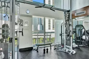 31 SE 5th, Miami, FL 33131 - Photo 28