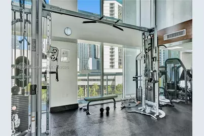 31 SE 5th #2603, Miami, FL 33131 - Photo 28