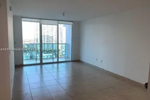 31 SE 5th, Miami, FL 33131 - Photo 4