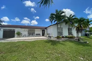 25931 SW 130th, Homestead, FL 33032 - Photo 2