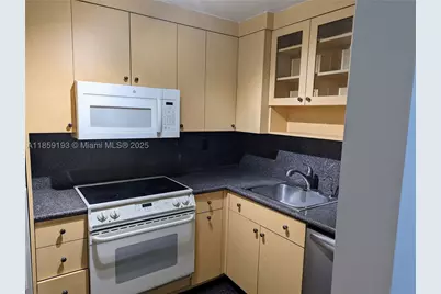 3304 Virginia #4A, Miami, FL 33133 - Photo 12