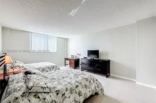 19380 Collins, Sunny Isles Beach, FL 33160 - Photo 24