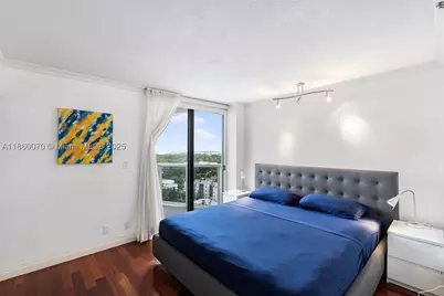 2401 Collins #1808, Miami Beach, FL 33140 - Photo 30