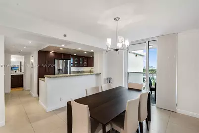 2401 Collins #1808, Miami Beach, FL 33140 - Photo 12