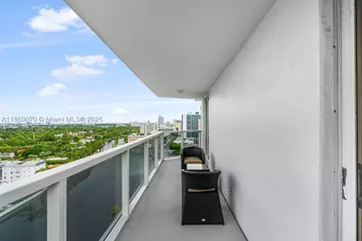 2401 Collins #1808, Miami Beach, FL 33140 - Photo 38