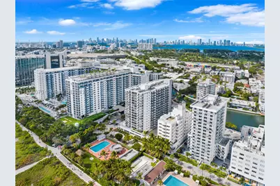 2401 Collins #1808, Miami Beach, FL 33140 - Photo 52