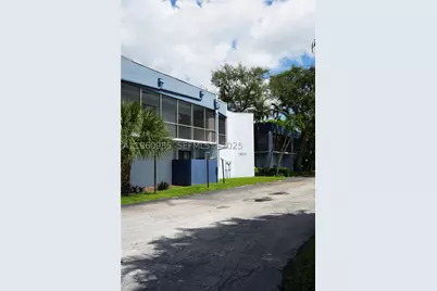 2800 S University #2A, Davie, FL 33328 - Photo 2