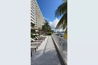 5600 Collins #11W, Miami Beach, FL 33140 - Photo 40