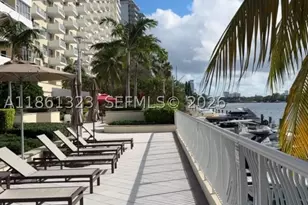 5600 Collins, Miami Beach, FL 33140 - Photo 40