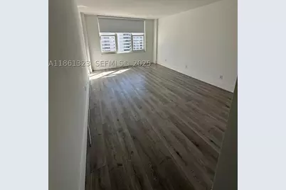 5600 Collins #11W, Miami Beach, FL 33140 - Photo 10
