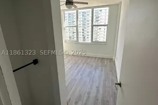 5600 Collins, Miami Beach, FL 33140 - Photo 12