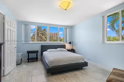 311 N Surf #311, Hollywood, FL 33019 - Photo 50
