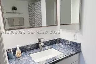 19555 E Country Club, Aventura, FL 33180 - Photo 12