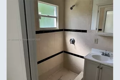 1178 NW 105th, Miami, FL 33150 - Photo 18