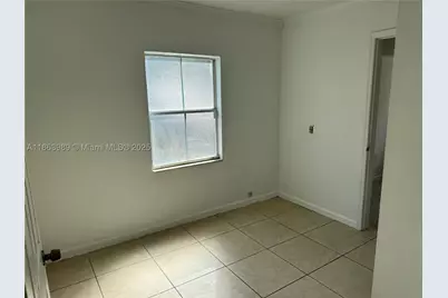 1178 NW 105th, Miami, FL 33150 - Photo 14