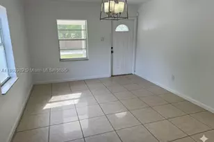 1178 NW 105th, Miami, FL 33150 - Photo 4