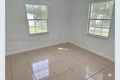 1178 NW 105th, Miami, FL 33150 - Photo 12
